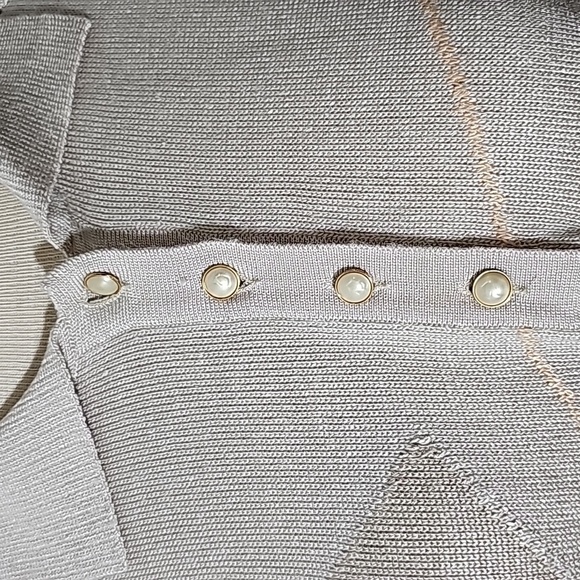 Freya made in Germany short sleeve sweater Henley style.  Cream and peach medium - Picture 2 of 9